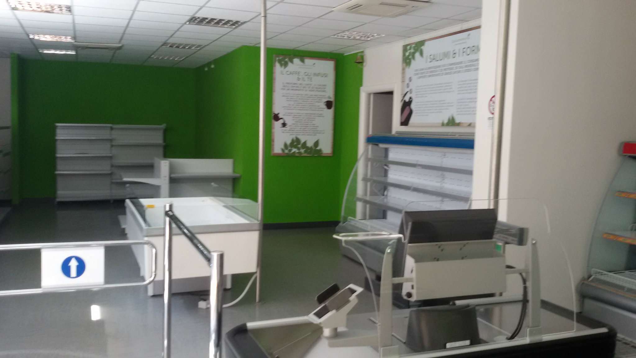 Negozio - Loc.Com. TORINO vendita  Cit Turin, vicino tribunale Saffi Ag Immobiliare