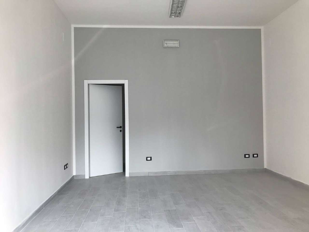 Negozio - Loc.Com. CHIETI affitto   BENEDETTO CROCE Italia Affitti