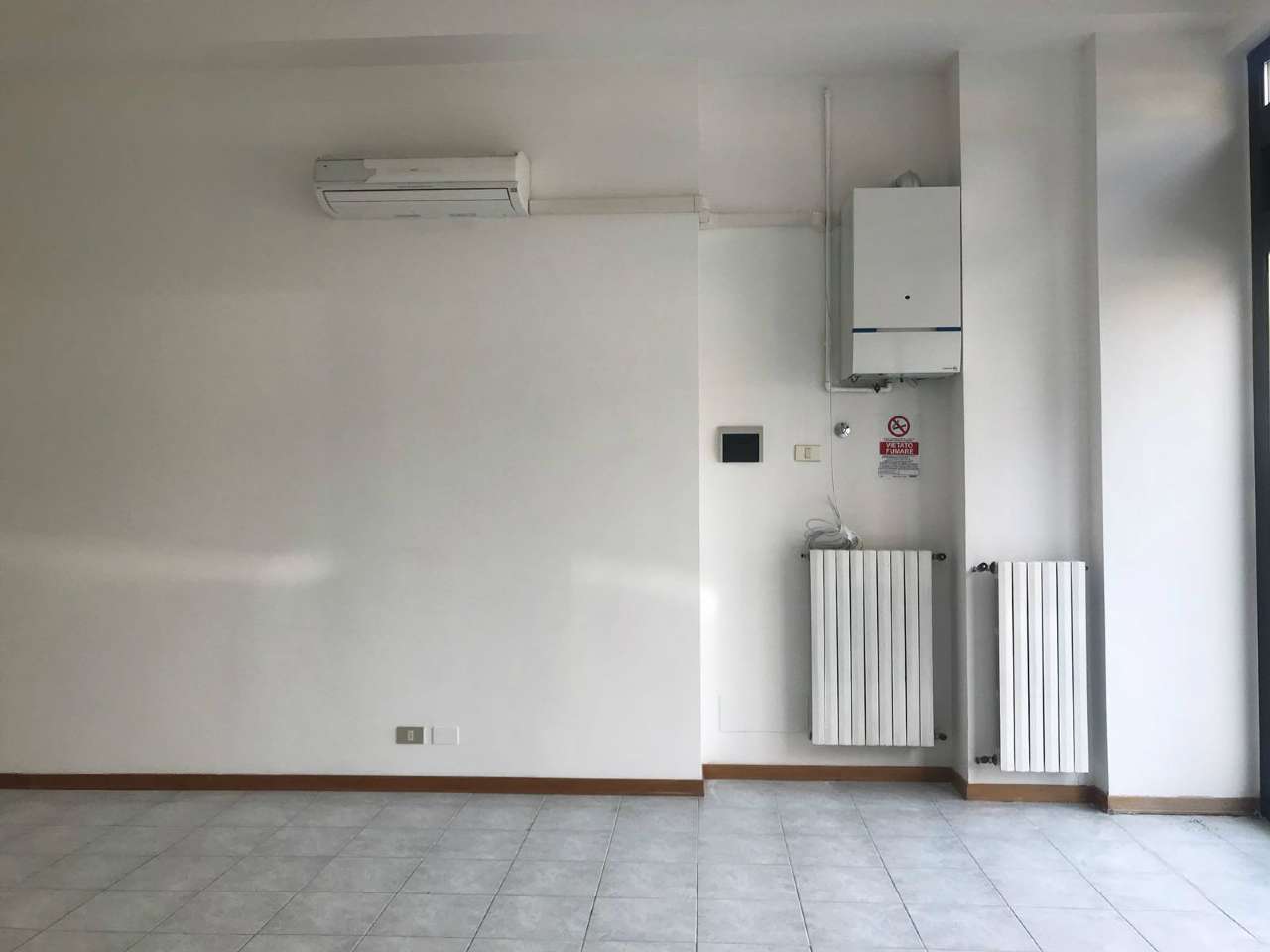 Negozio - Loc.Com. CHIETI affitto   colonnetta Italia Affitti