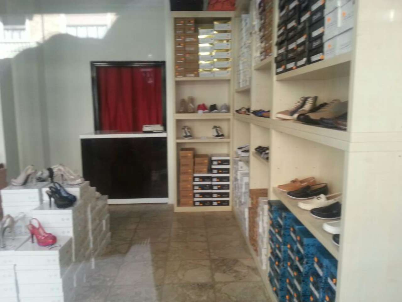 Negozio - Loc.Com. TORINO affitto  CENISIA Di Nanni Italia Affitti Torino