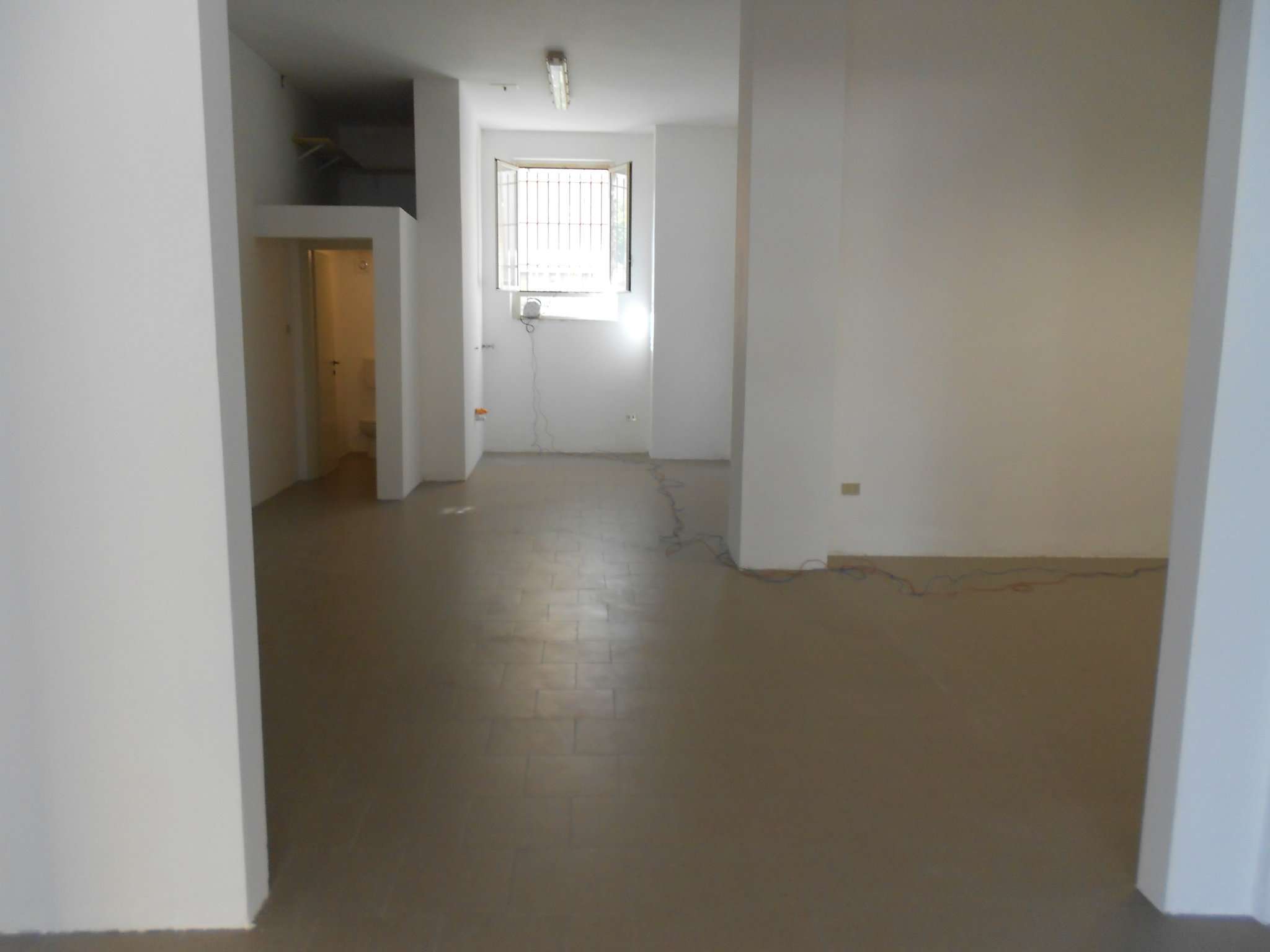 Negozio - Loc.Com. PESCARA affitto   salvatore tommasi Italia Affitti