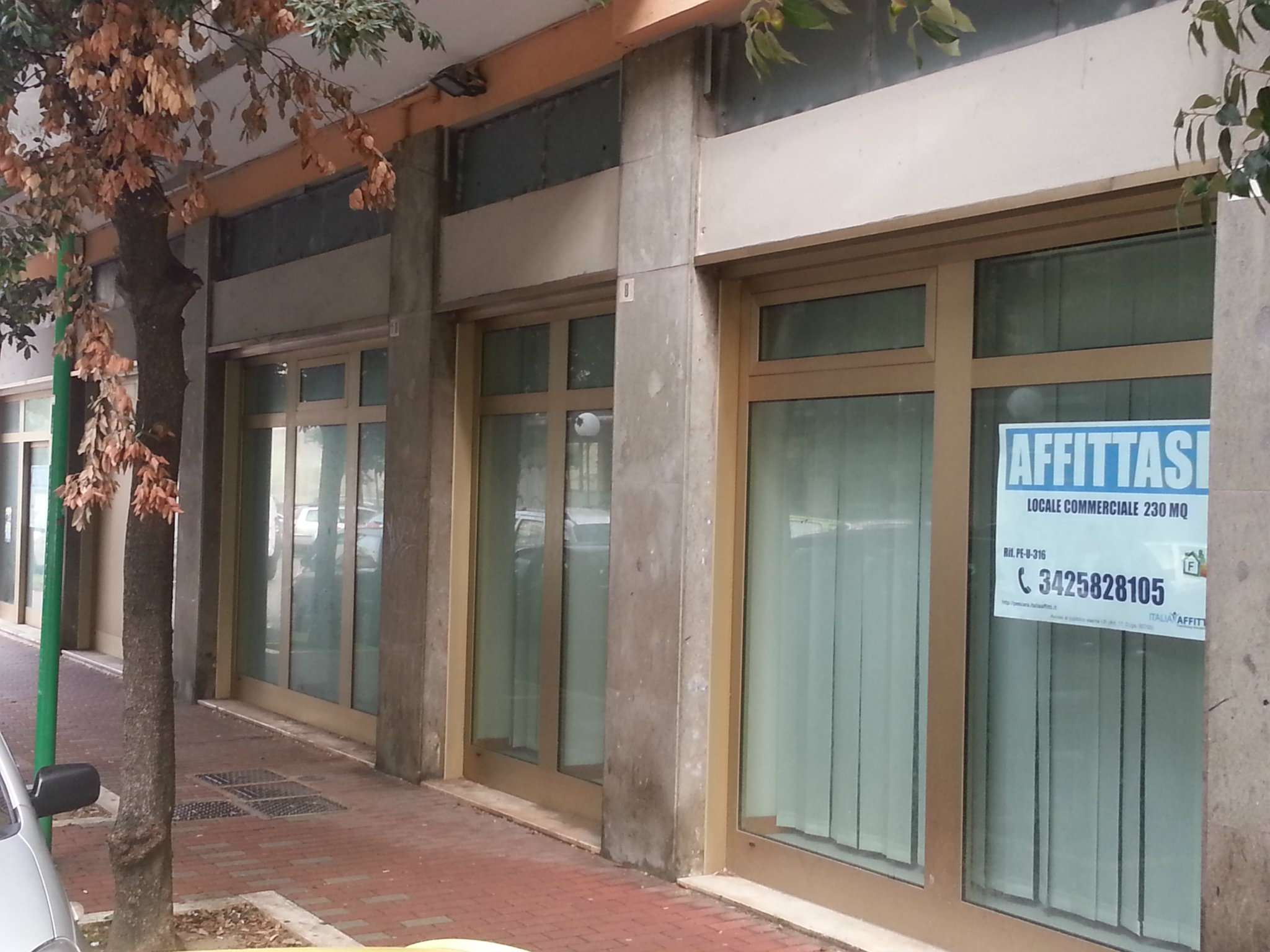 Negozio - Loc.Com. PESCARA affitto   latina Italia Affitti