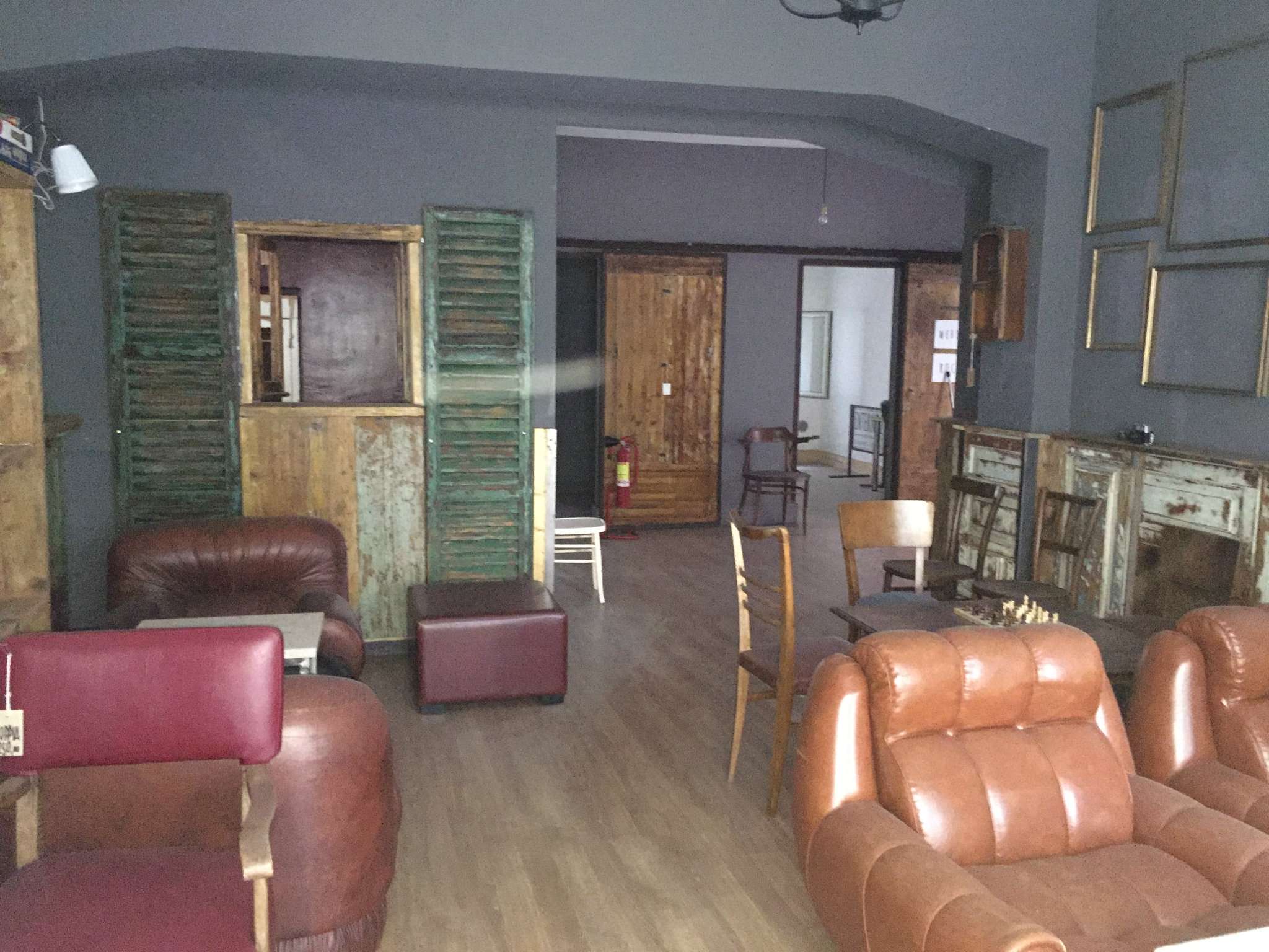 Negozio - Loc.Com. PESCARA affitto   cesare battisti Italia Affitti