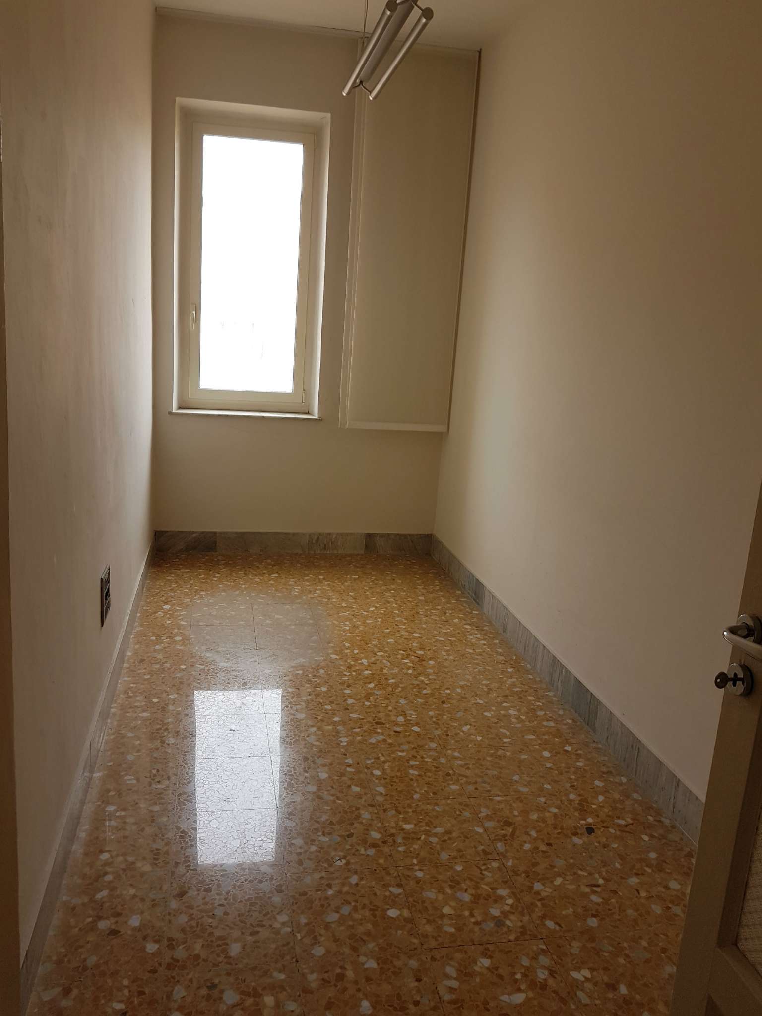 Ufficio - Loc.Com. PESCARA affitto   umberto I Italia Affitti