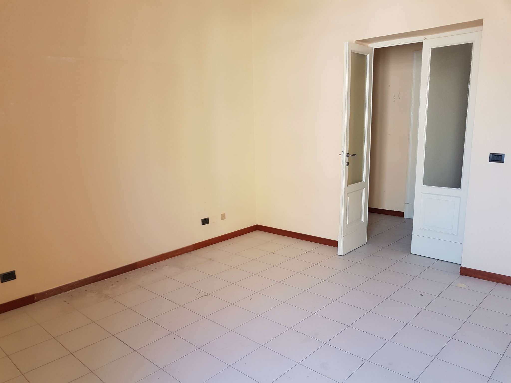 Ufficio - Loc.Com. PESCARA affitto   regina margherita Italia Affitti