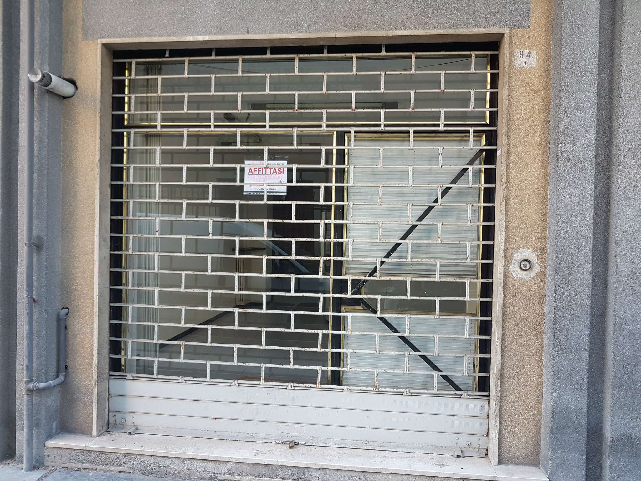 Negozio - Loc.Com. PESCARA affitto   bovio Italia Affitti