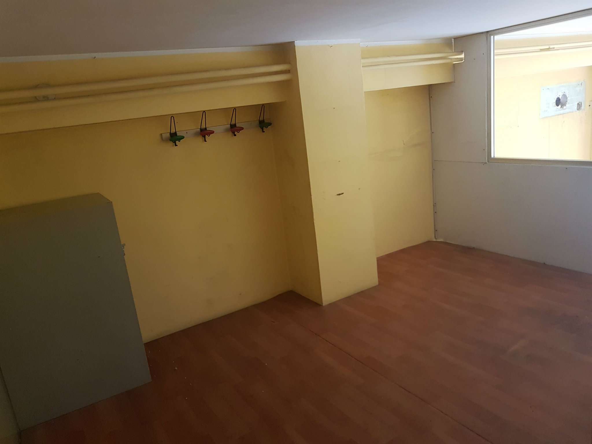 Negozio - Loc.Com. PESCARA affitto   silvio pellico Italia Affitti