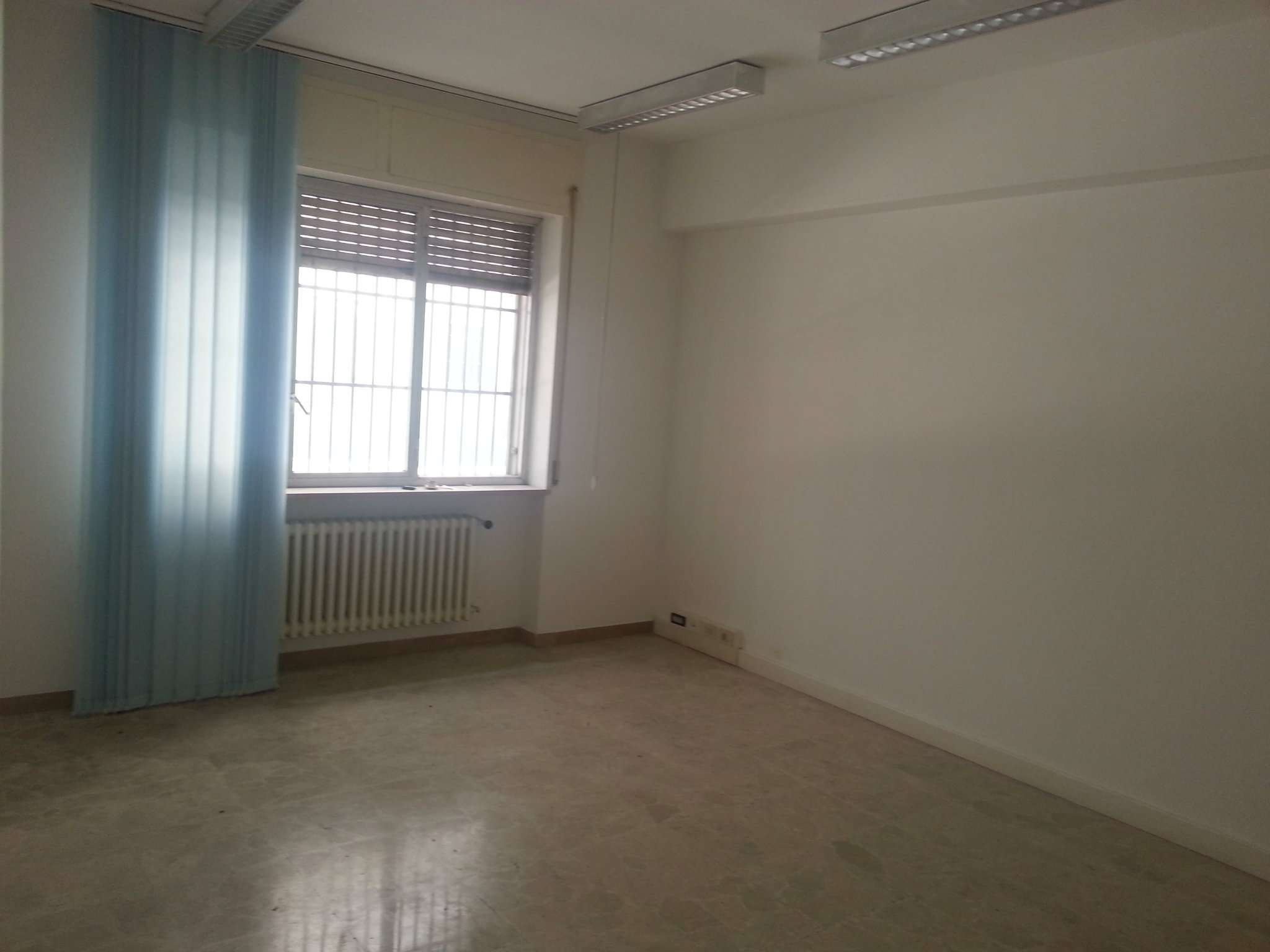 Ufficio - Loc.Com. PESCARA affitto   venezia Italia Affitti