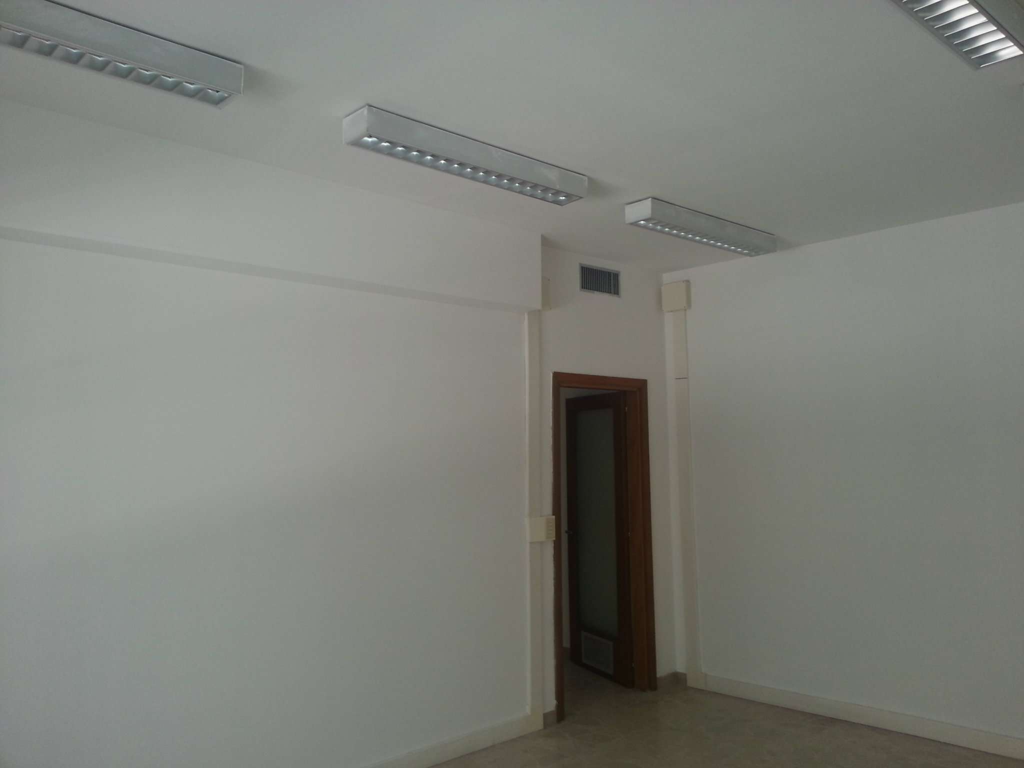 Ufficio - Loc.Com. PESCARA affitto   venezia Italia Affitti