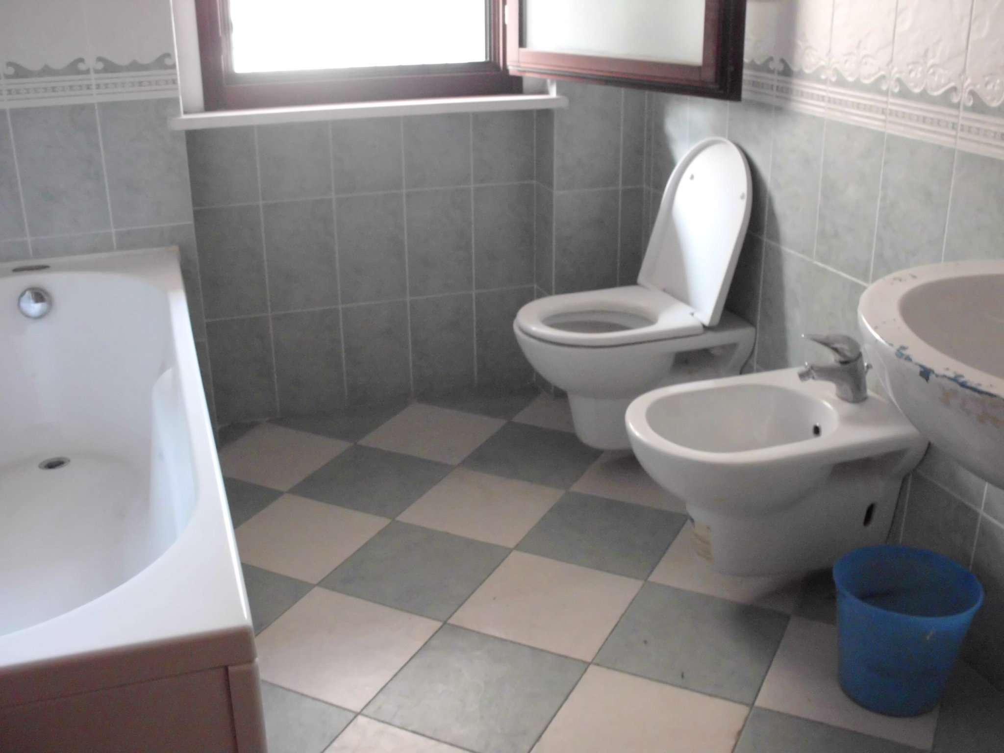 Ufficio - Loc.Com. PESCARA affitto    Italia Affitti