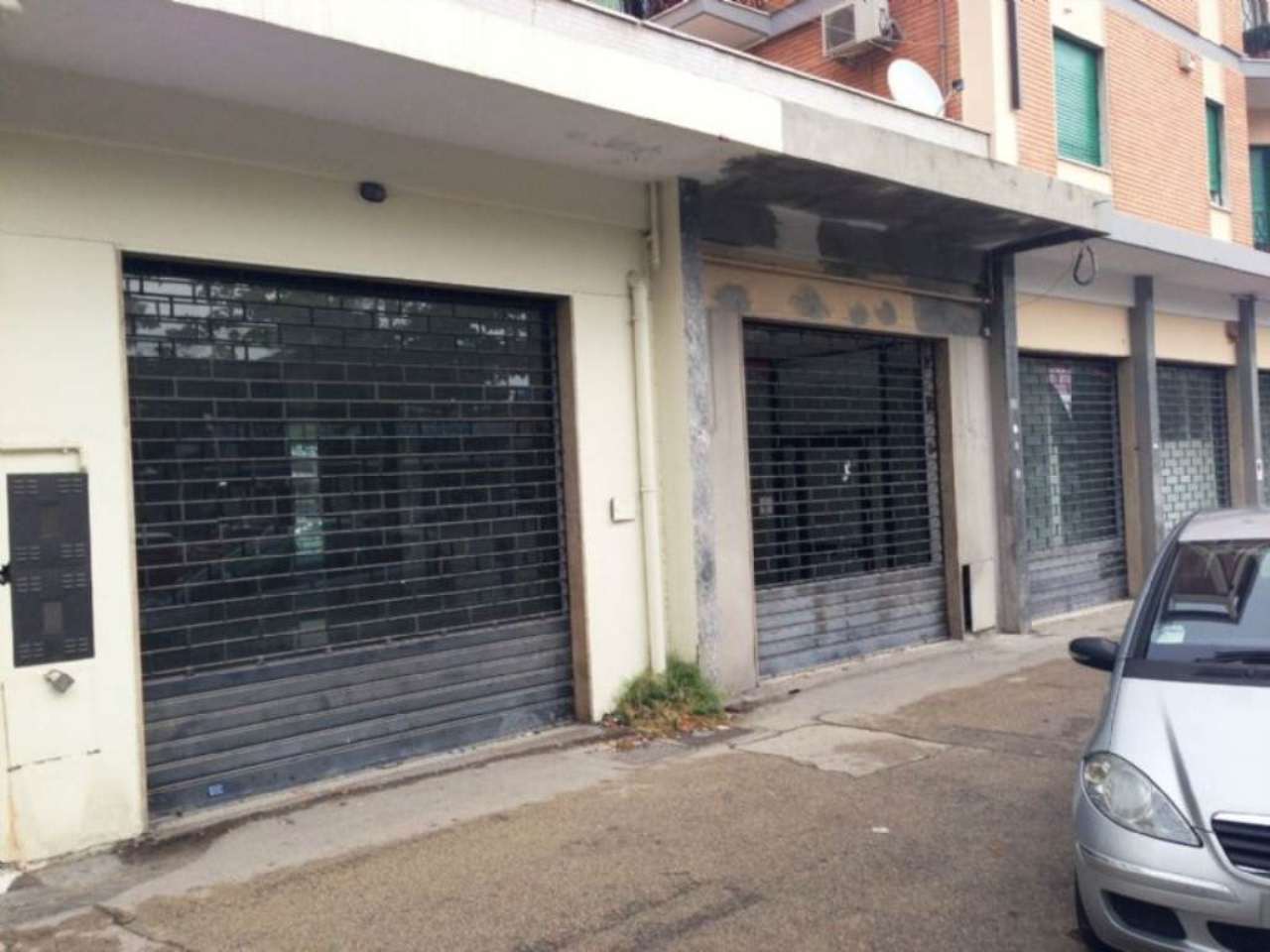 Negozio - Loc.Com. PESCARA affitto   Pineta Marconi S.r.l.