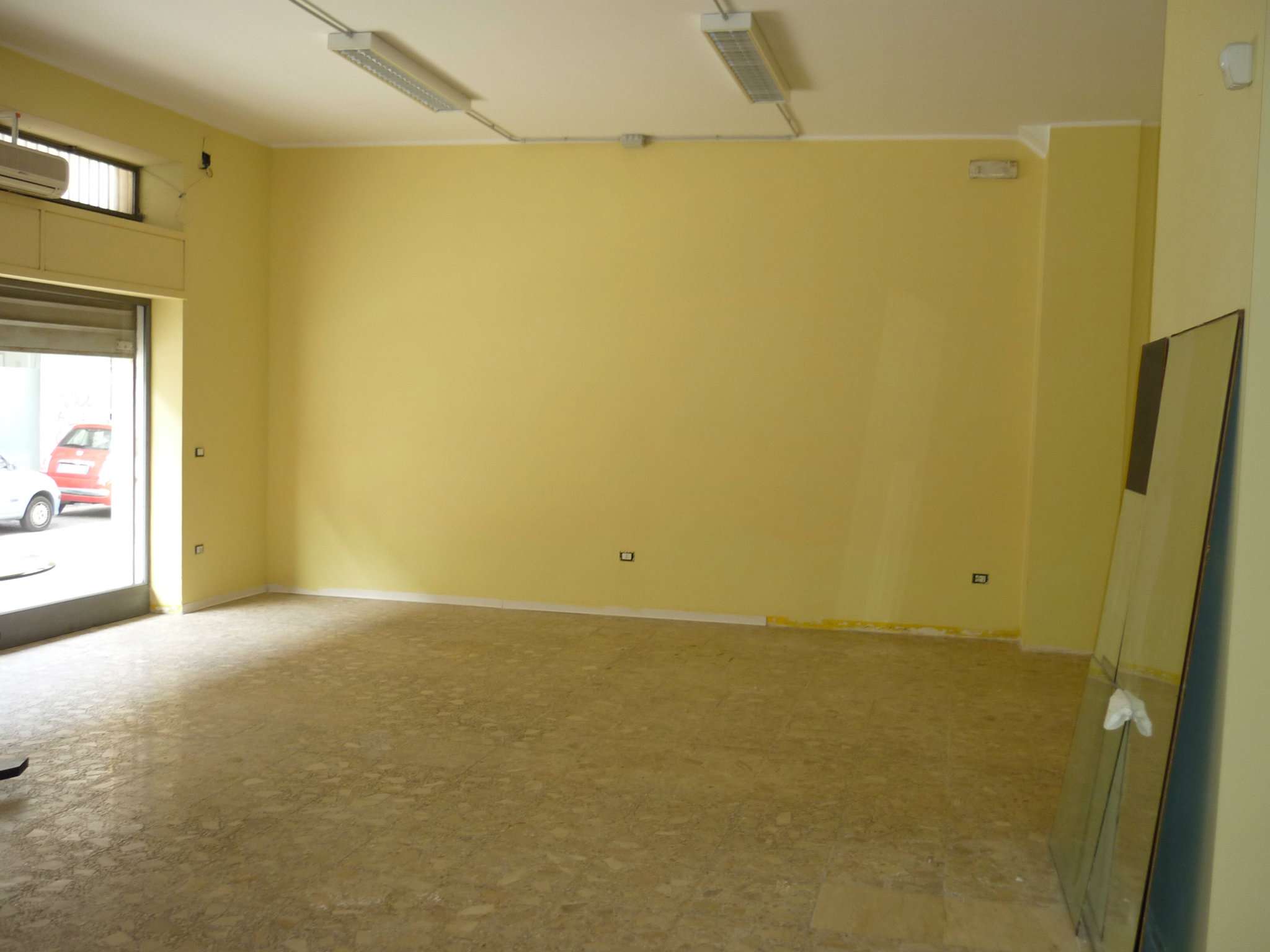 Negozio - Loc.Com. PESCARA affitto    Marconi S.r.l.