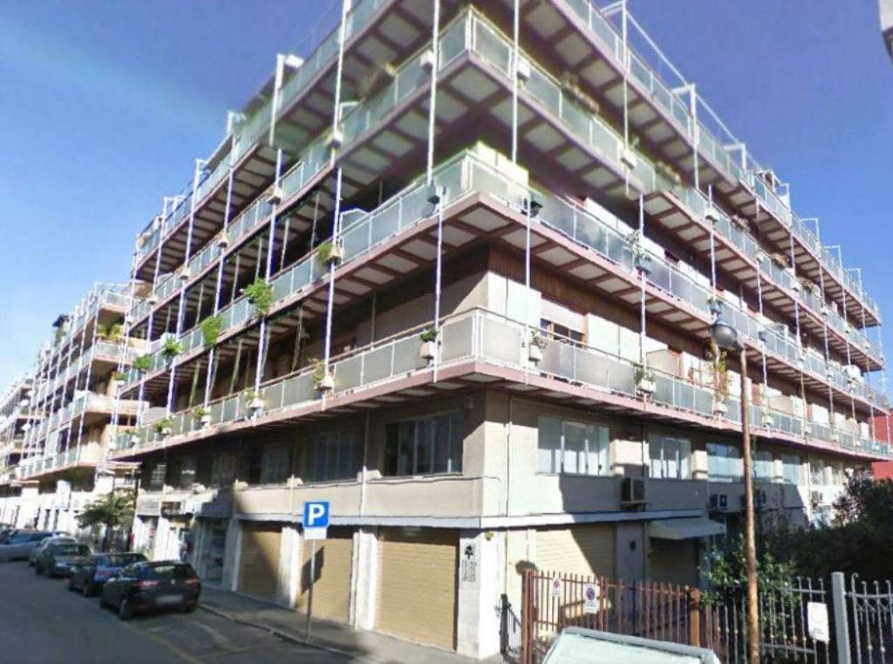  pescara affitto quart:  marconi-s.r.l.