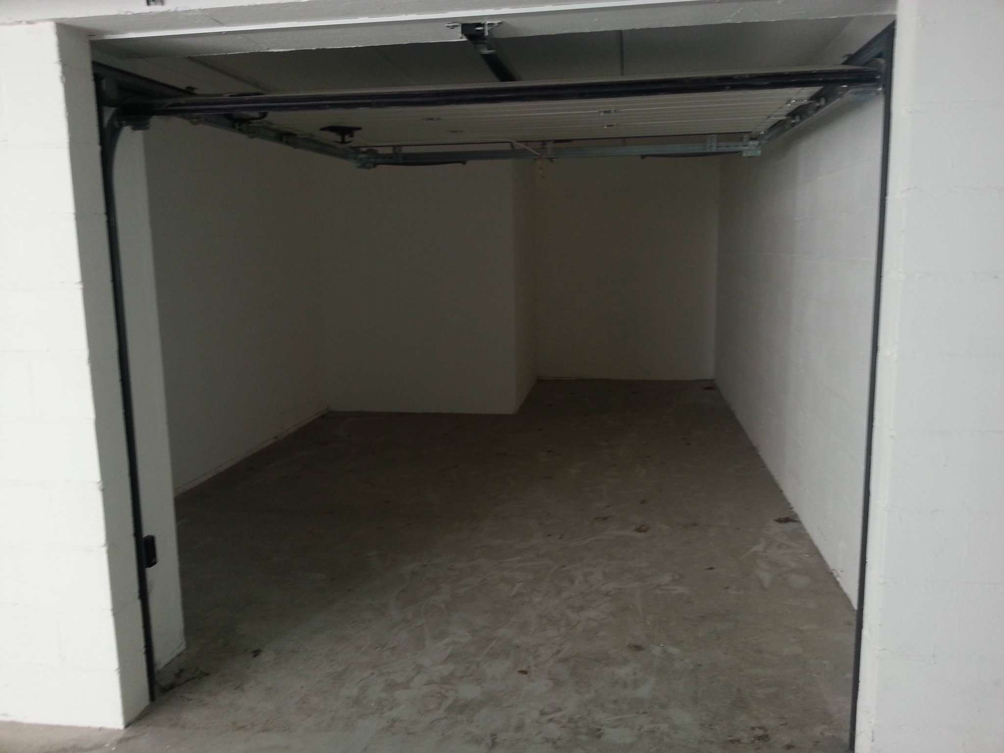 Box auto - Posto auto PESCARA affitto    Marconi S.r.l.