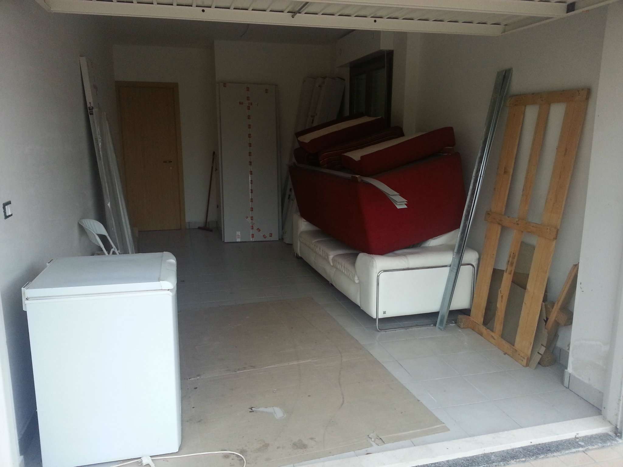 Box auto - Posto auto PESCARA affitto    Marconi S.r.l.