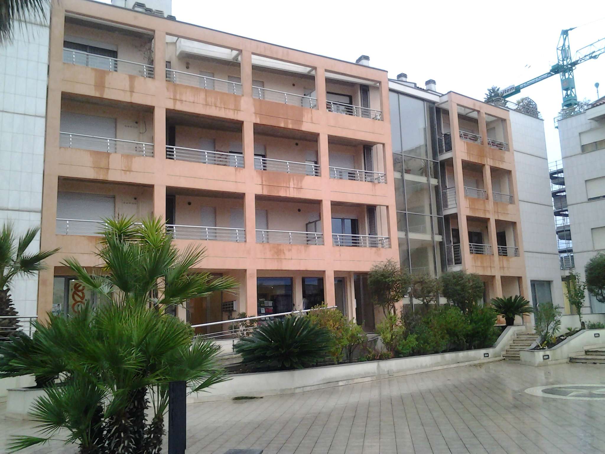  pescara affitto quart:  marconi-s.r.l.