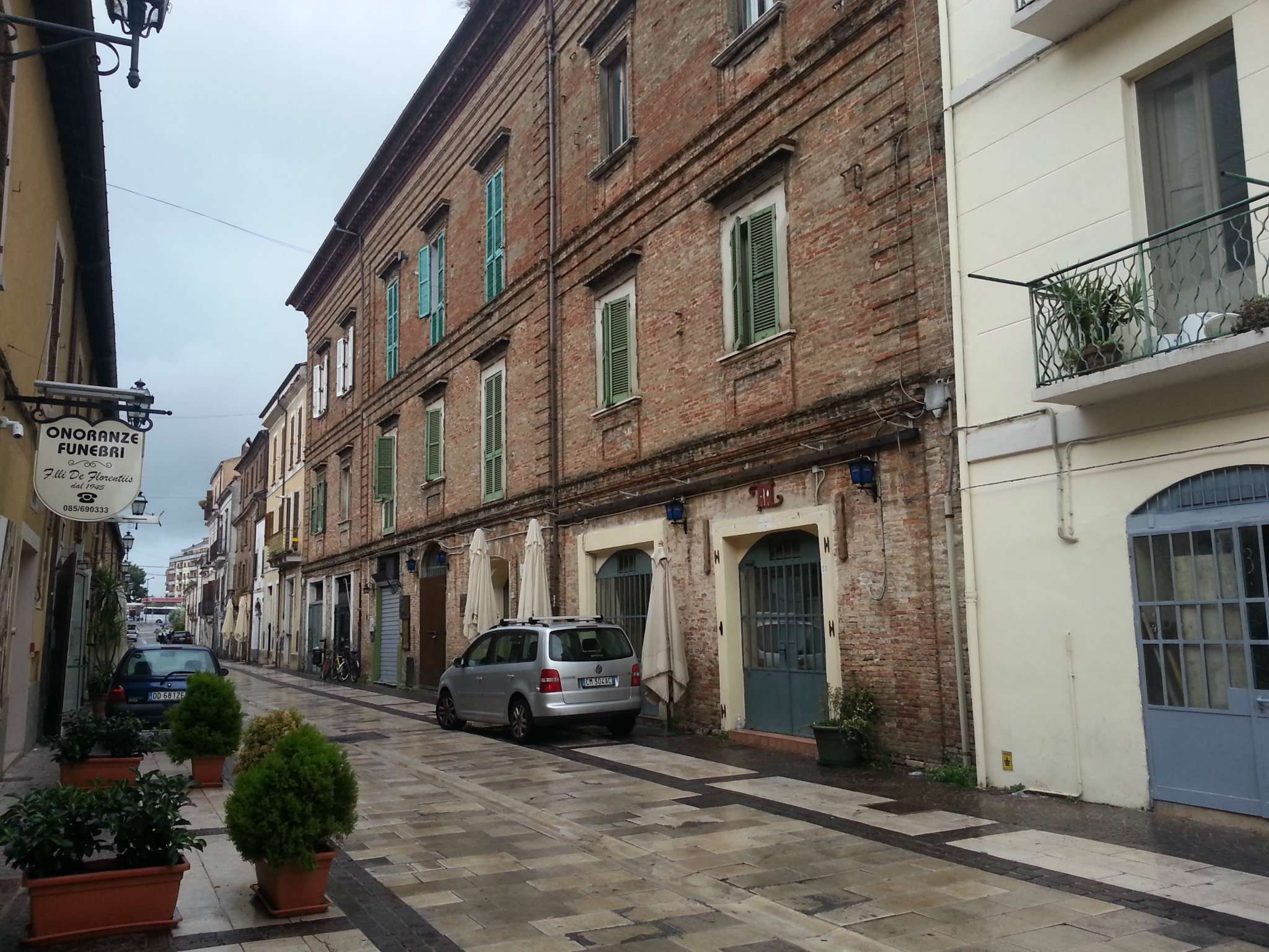  pescara affitto quart:  marconi-s.r.l.