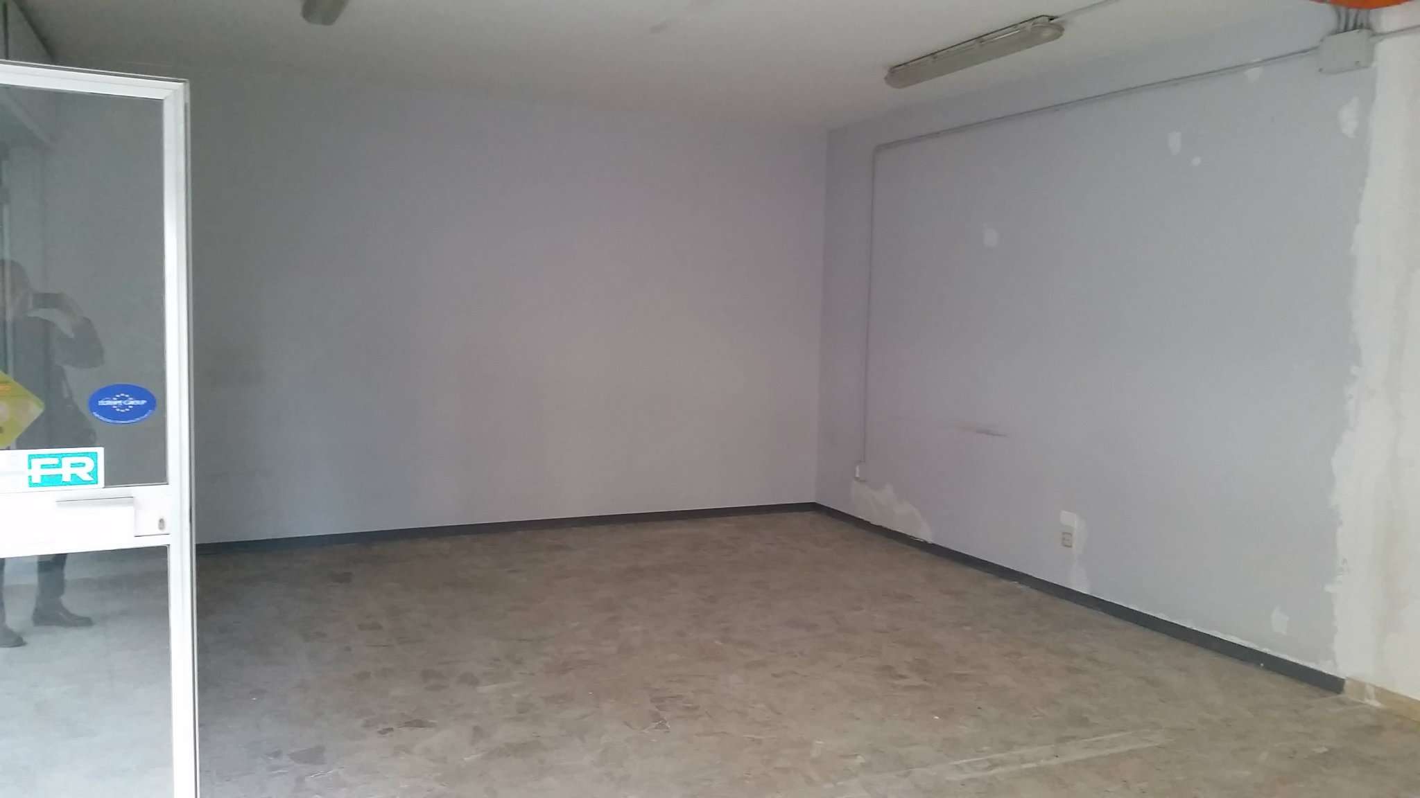 Negozio - Loc.Com. PESCARA affitto    Marconi S.r.l.