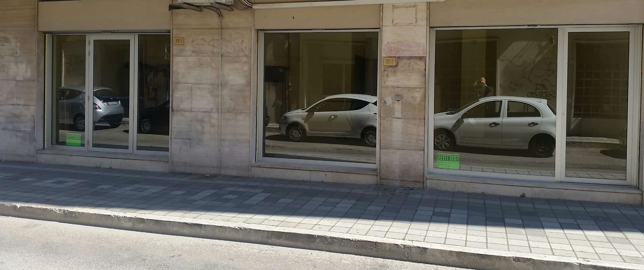  pescara affitto quart:  marconi-s.r.l.