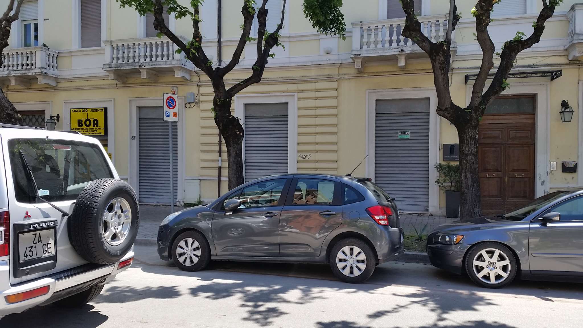 Negozio - Loc.Com. PESCARA affitto    Marconi S.r.l.