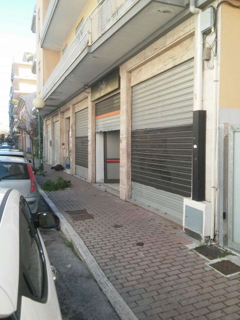 Negozio - Loc.Com. PESCARA affitto    Marconi S.r.l.