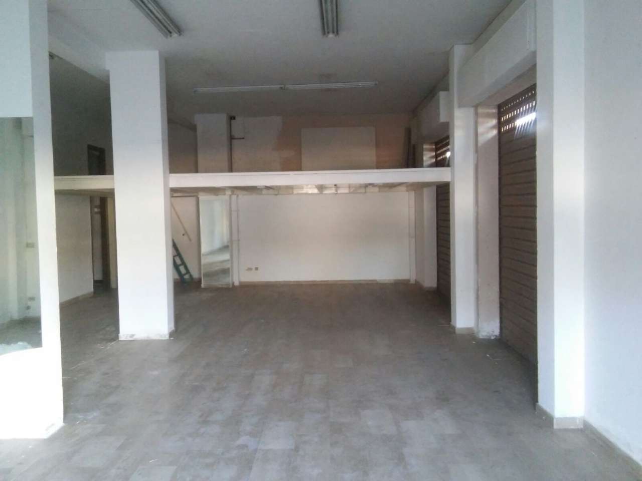 Negozio - Loc.Com. PESCARA affitto    Marconi S.r.l.