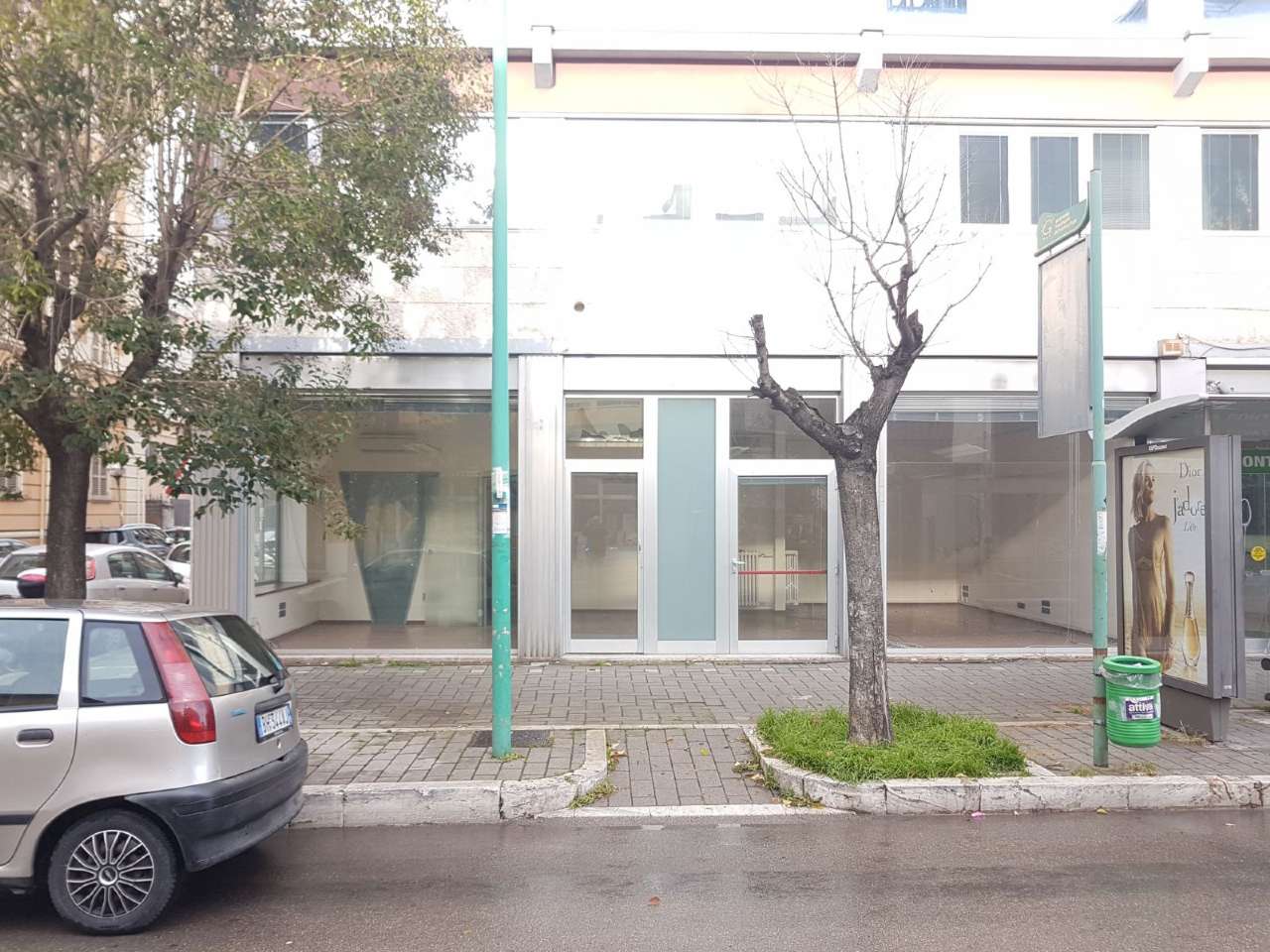 Negozio - Loc.Com. PESCARA affitto    Marconi S.r.l.