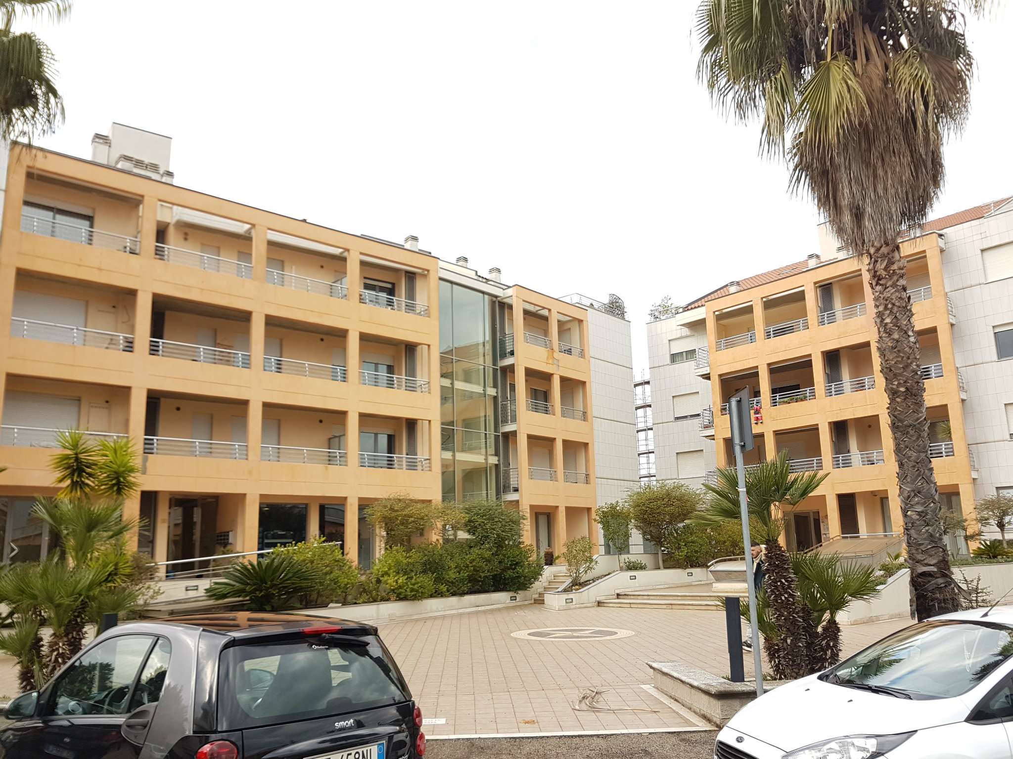  pescara affitto quart:  marconi-s.r.l.