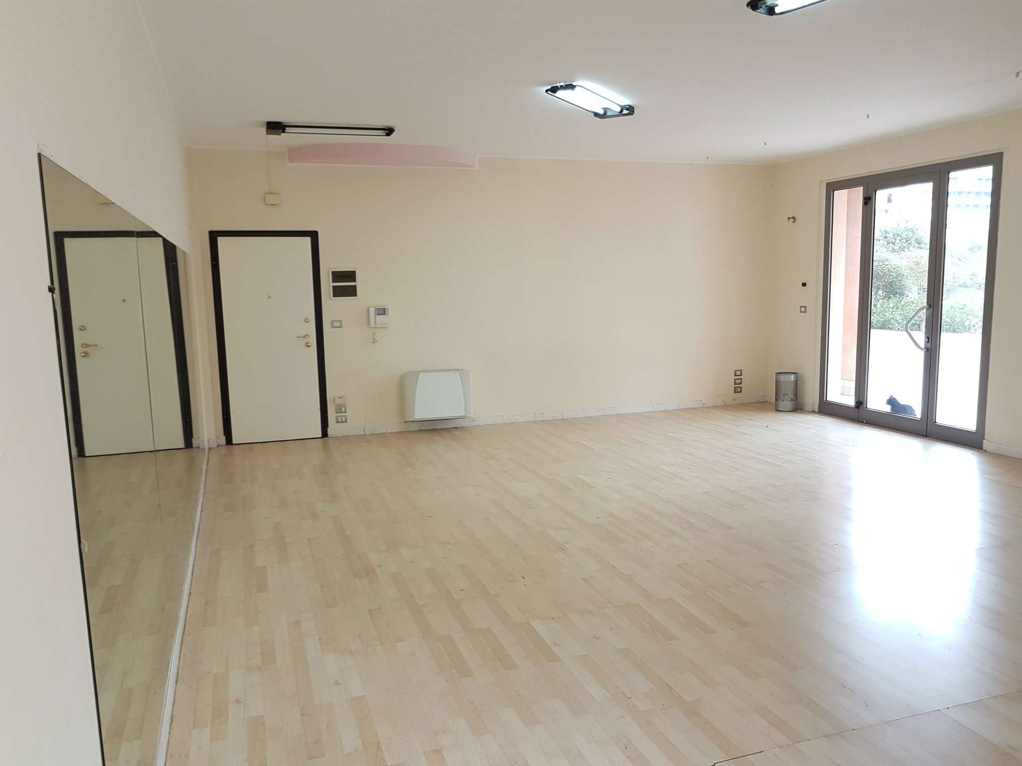 Negozio - Loc.Com. PESCARA affitto   della polvieriera Marconi S.r.l.