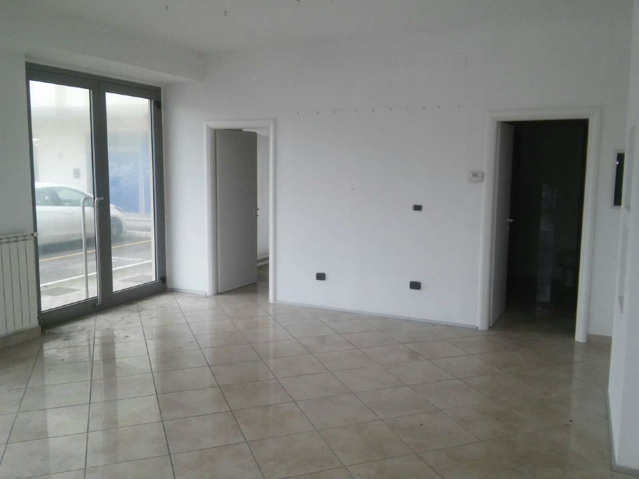 Negozio - Loc.Com. PESCARA affitto    Marconi S.r.l.