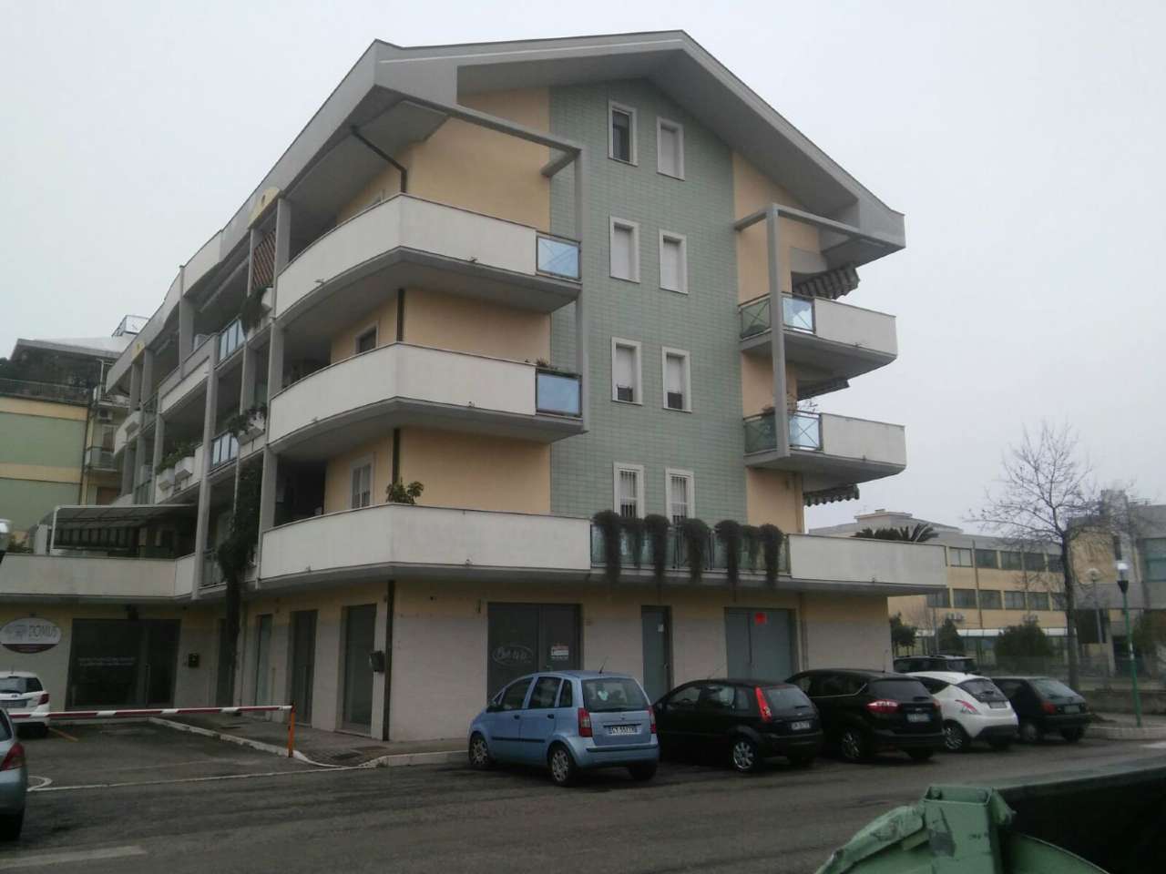  pescara affitto quart:  marconi-s.r.l.