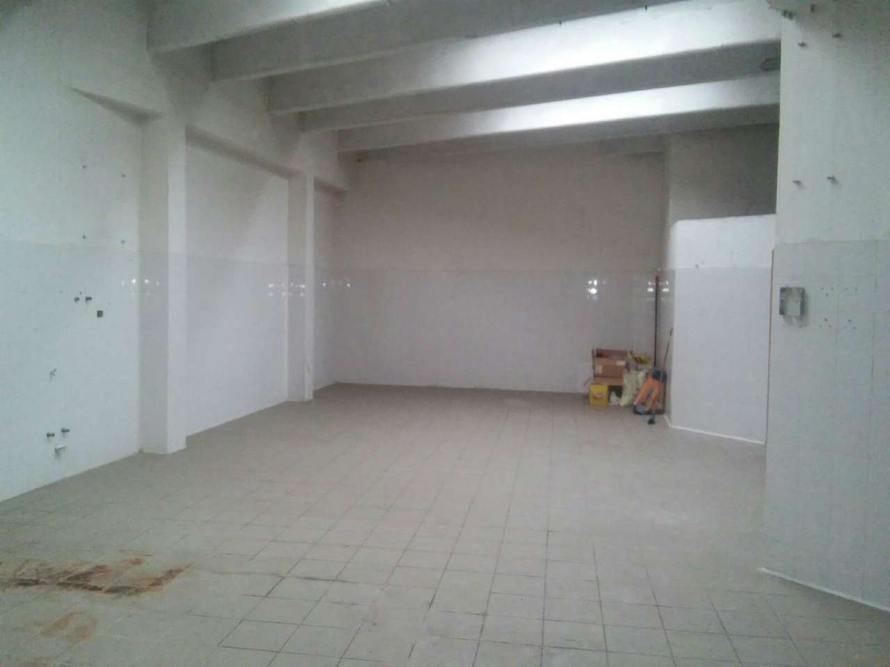 Negozio - Loc.Com. PESCARA affitto    Marconi S.r.l.