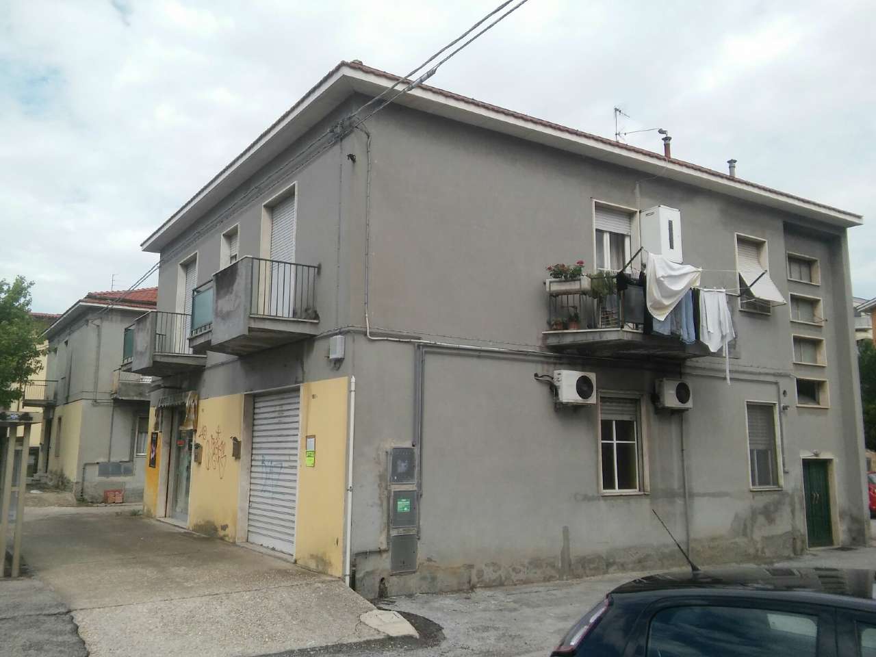  pescara affitto quart:  marconi-s.r.l.