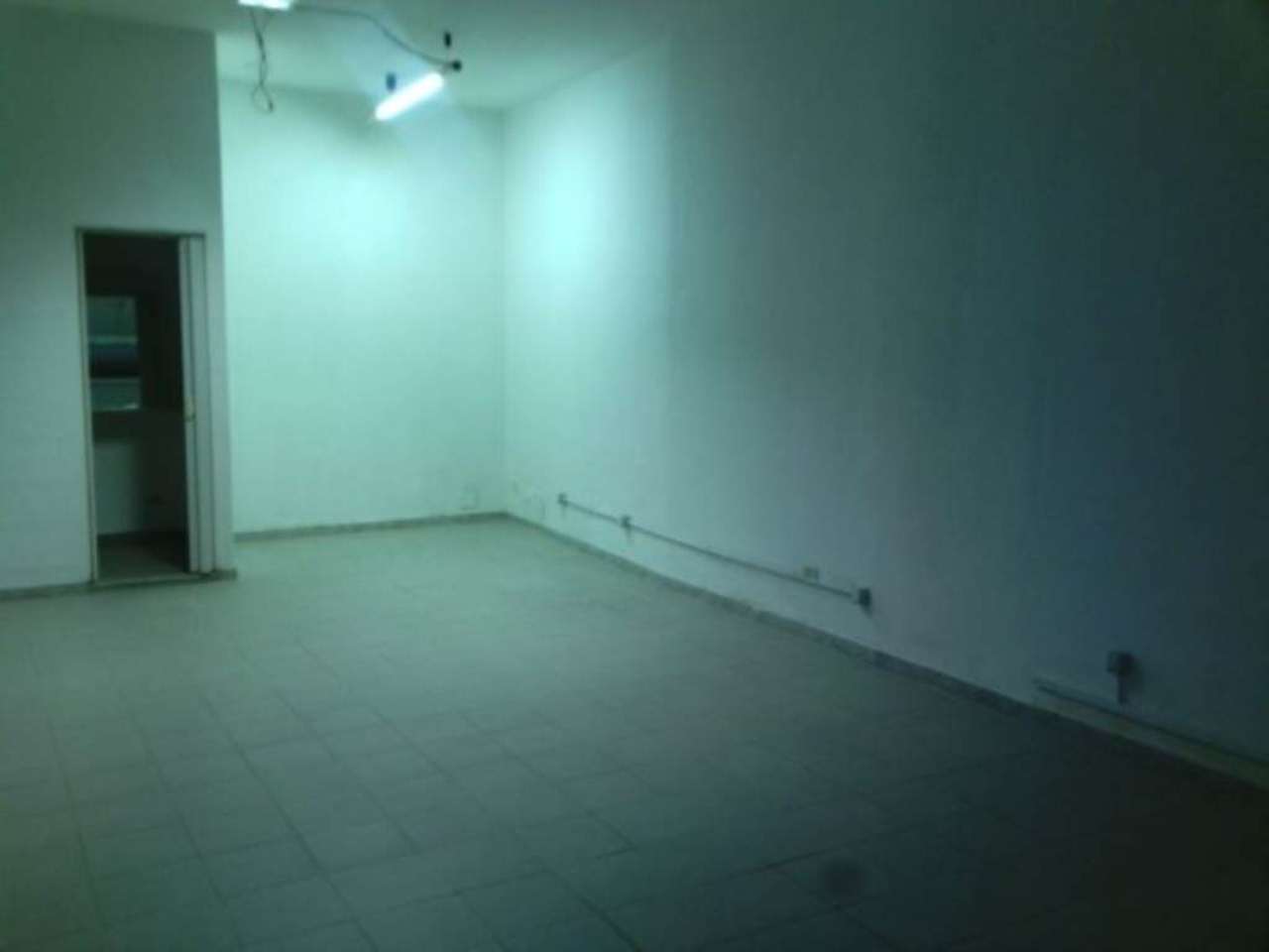 Negozio - Loc.Com. PESCARA affitto   Tirino Marconi S.r.l.