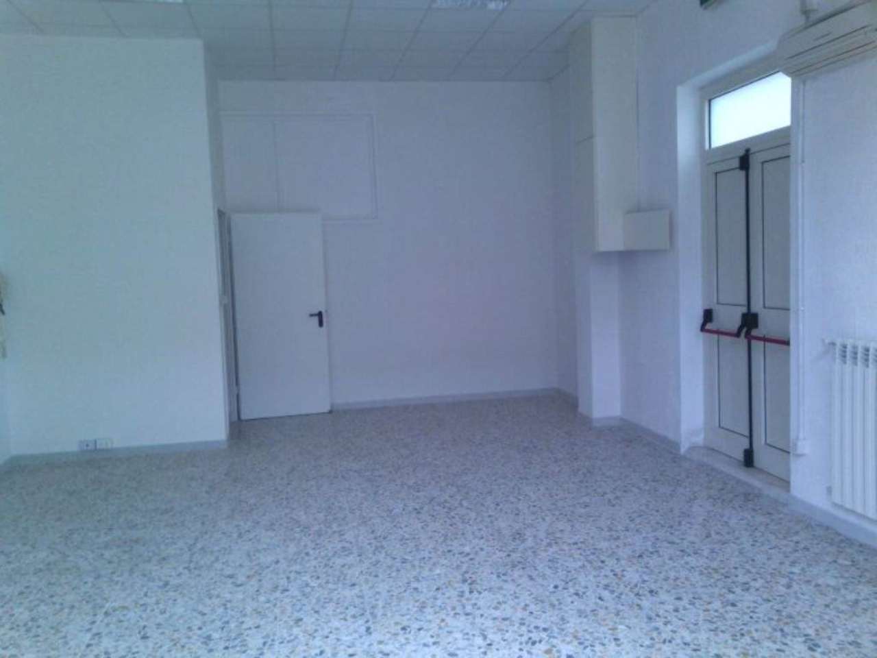 Negozio - Loc.Com. PESCARA affitto   beato nunzio sulprizio Marconi S.r.l.