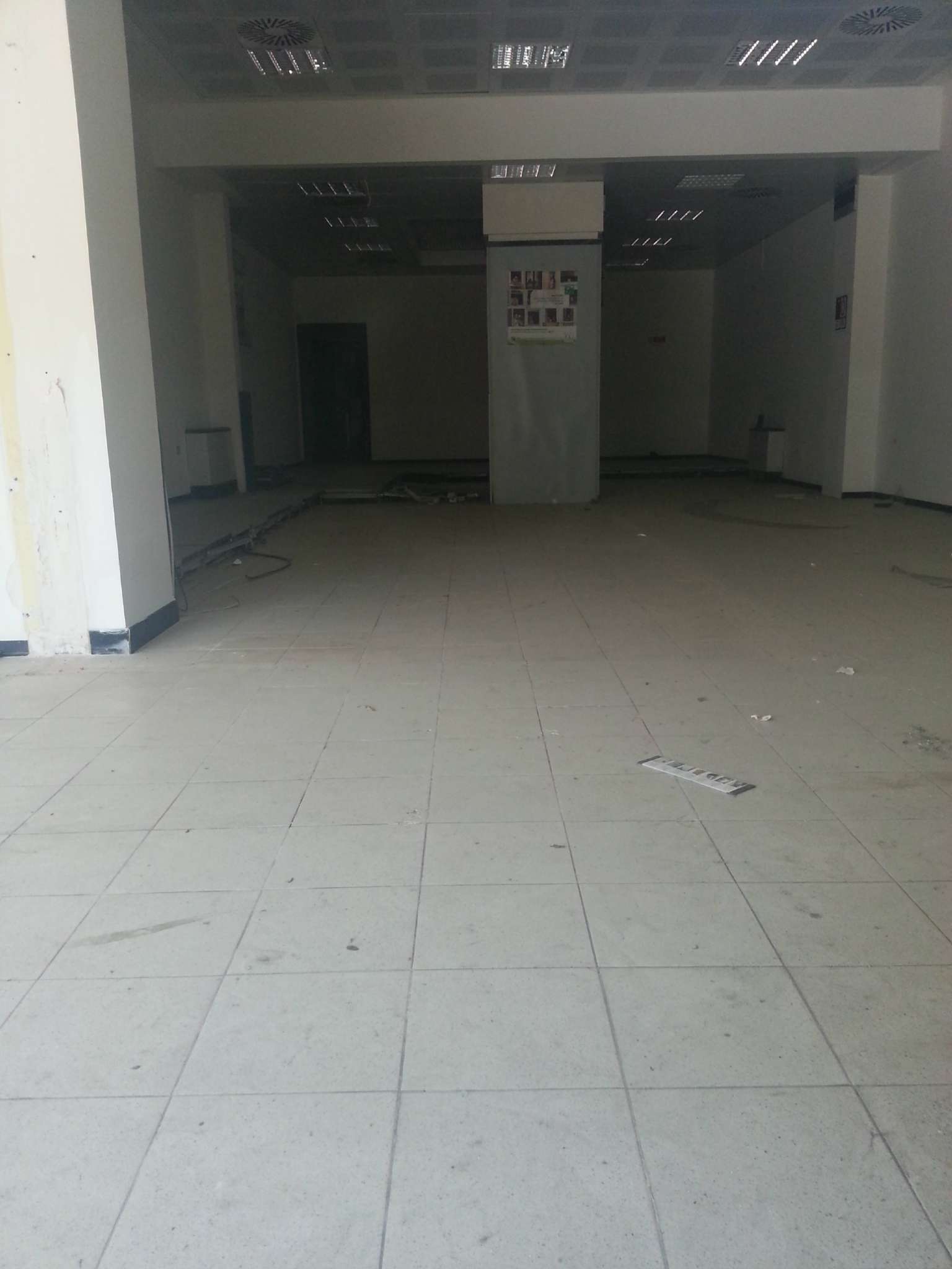 Negozio - Loc.Com. PESCARA affitto   Viale Marconi Marconi S.r.l.