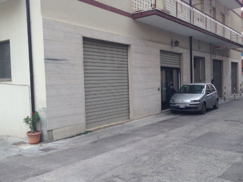  pescara affitto quart:  marconi-s.r.l.