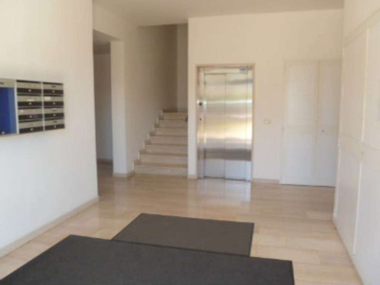 Ufficio - Loc.Com. PESCARA affitto   tirino Marconi S.r.l.