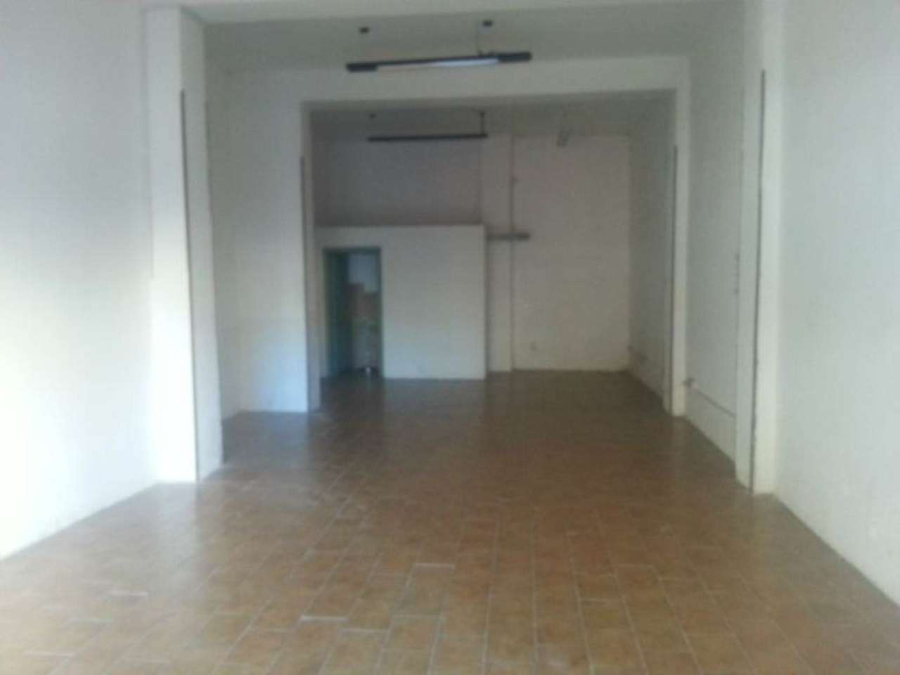 Negozio - Loc.Com. PESCARA affitto   silvio spaventa Marconi S.r.l.