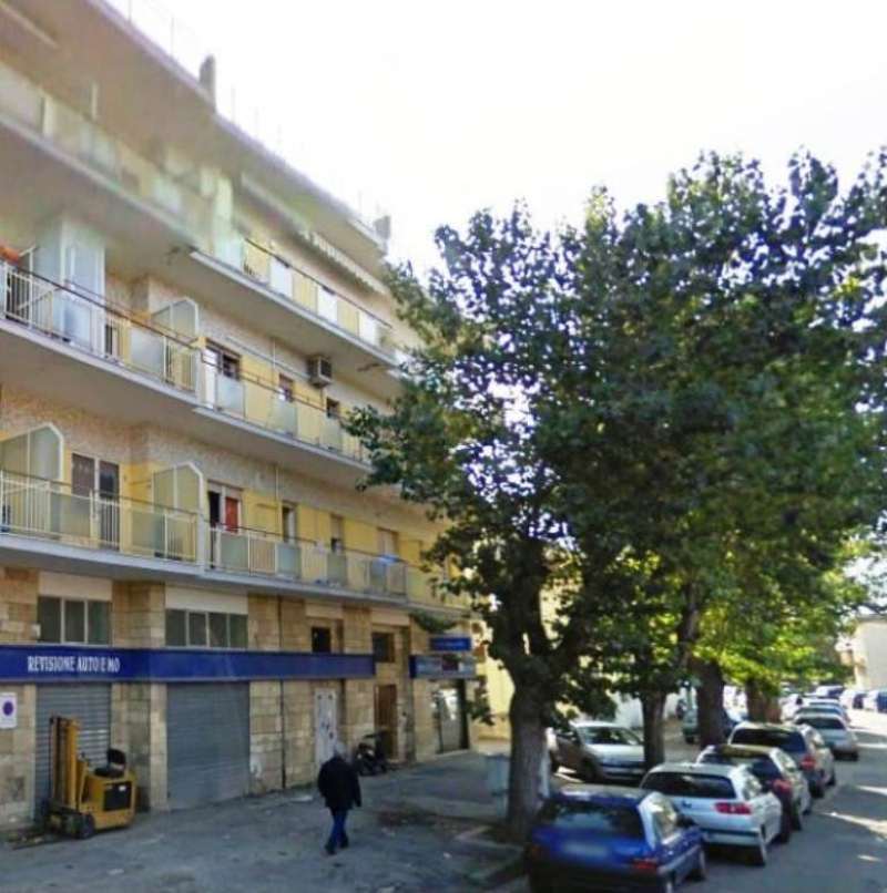  pescara vendita quart:  gruppo immobiliare italia