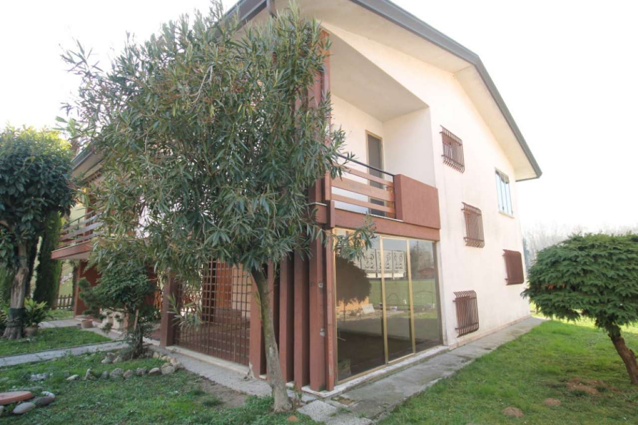  padova vendita quart: san gregorio idea casa immobiliare sas