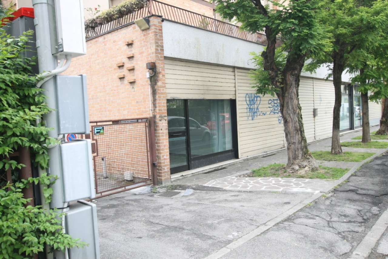 Negozio - Loc.Com. PADOVA vendita  SPECOLA FOLENGO IDEA CASA IMMOBILIARE SAS