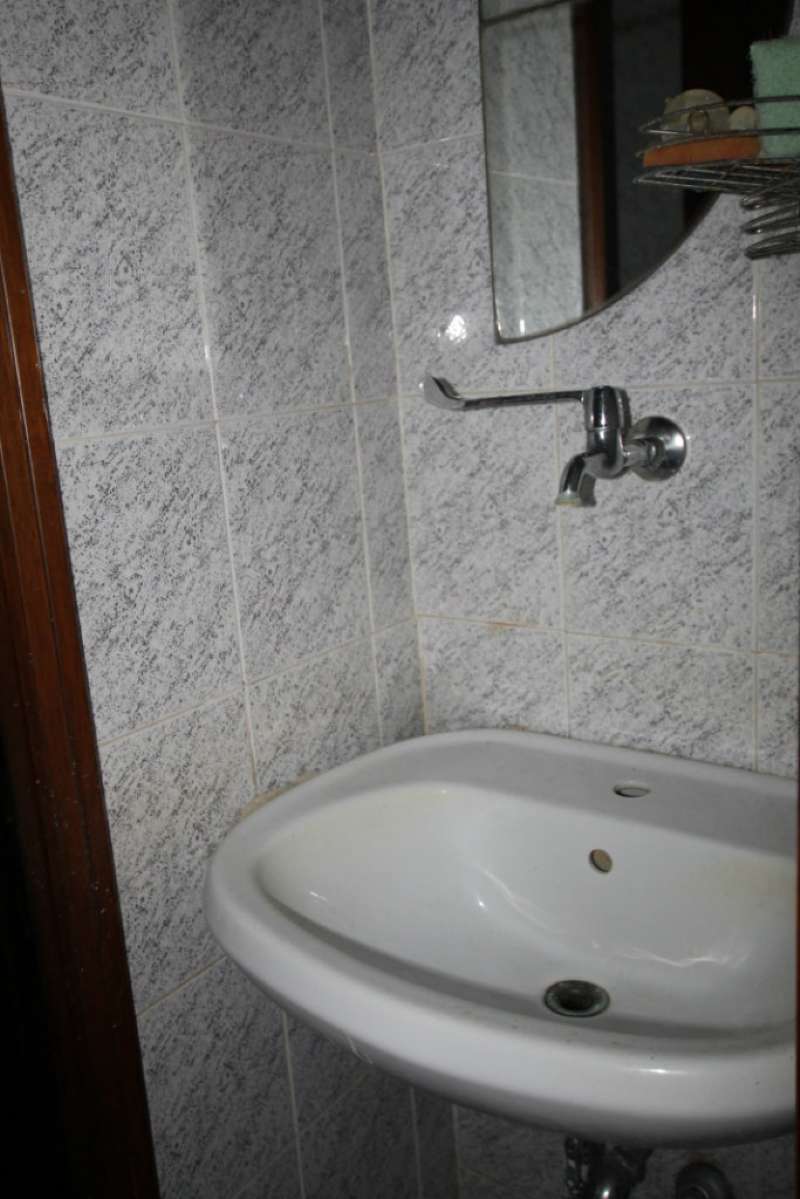 Negozio - Loc.Com. PADOVA vendita  CENTRO BEATO PELLEGRINO IDEA CASA IMMOBILIARE SAS