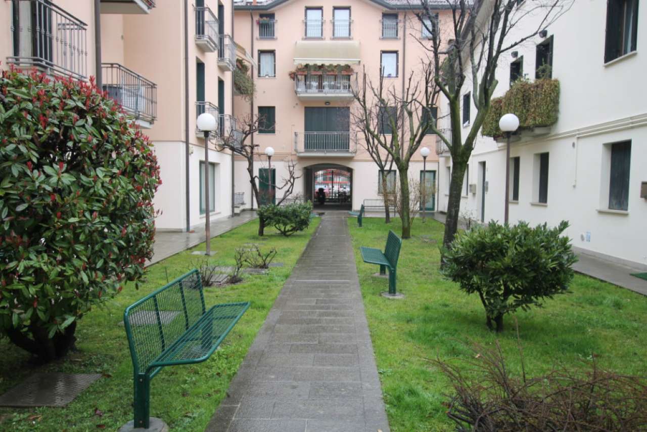 Appartamento PADOVA vendita  OSPEDALE MILITARE MAZZINI IDEA CASA IMMOBILIARE SAS