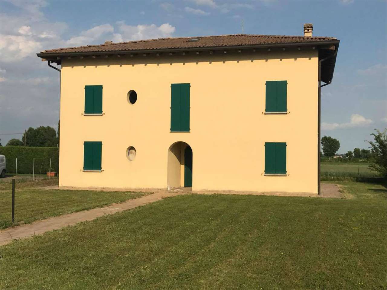 Villa Trifamiliare CASTELLO D