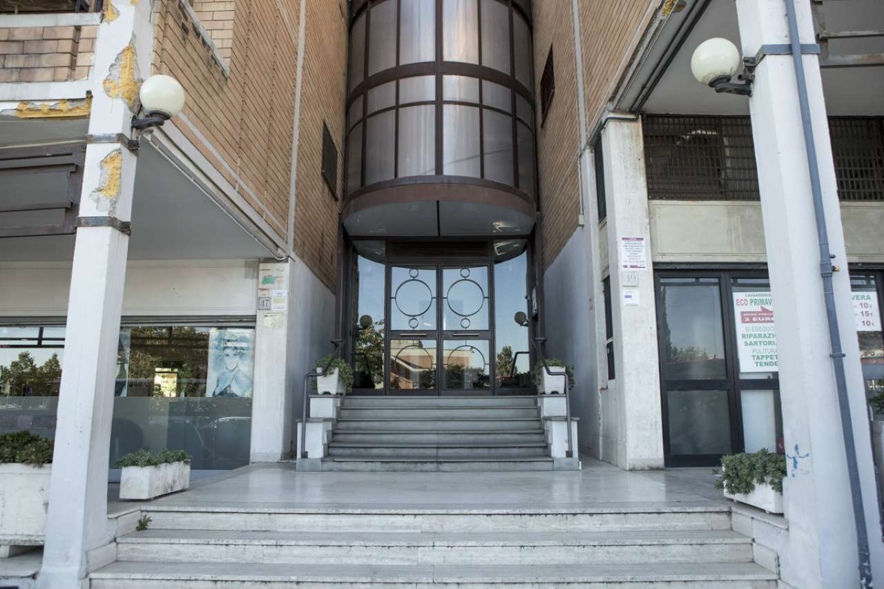  roma affitto quart: colombo fem-srl