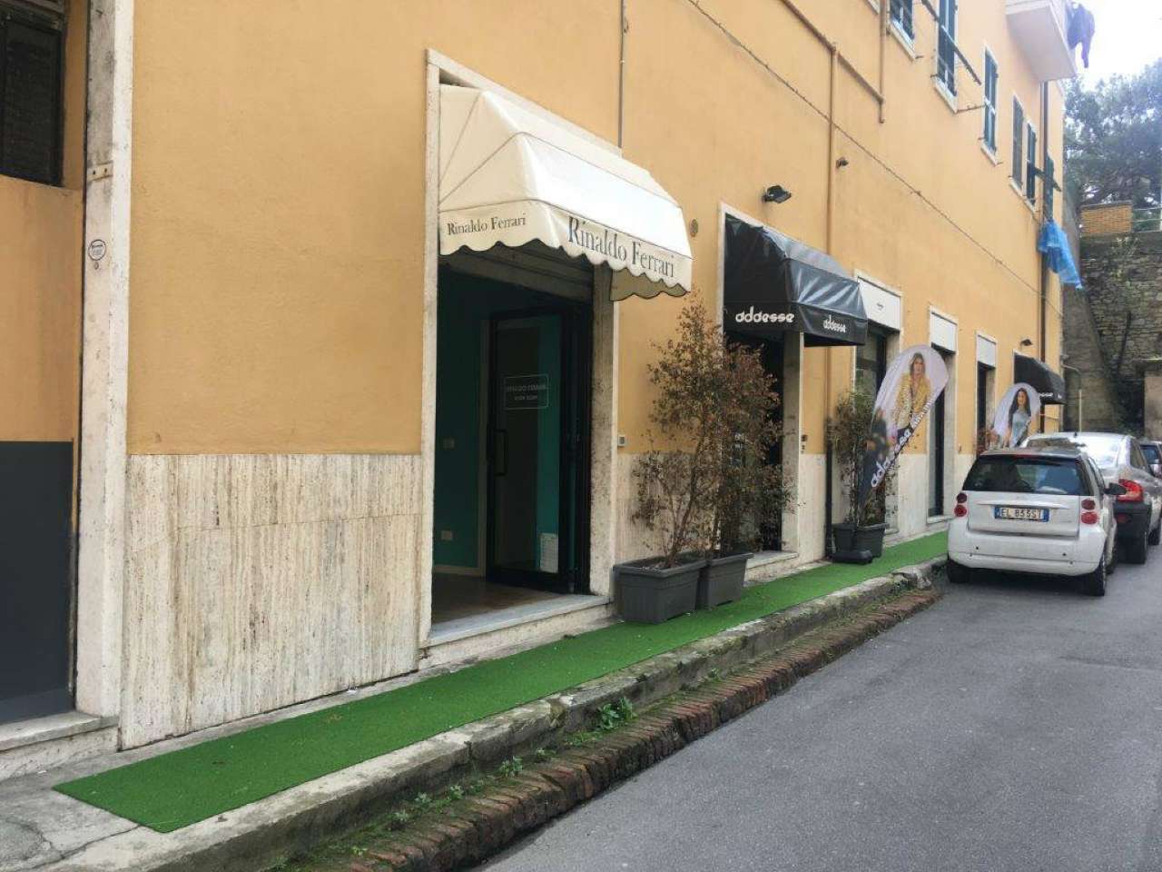 Negozio - Loc.Com. GENOVA affitto  ALBARO Bocchella Immobiliarestagno srl