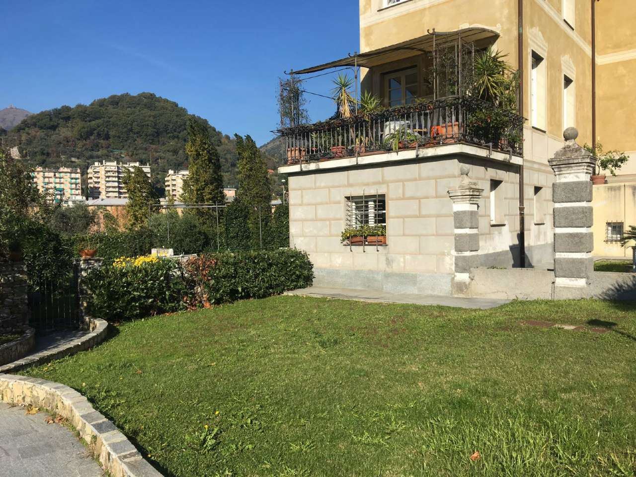 Appartamento GENOVA vendita  MOLASSANA INFERIORE FAMEIANO IMMOBILI & GESTIONI S.R.L.