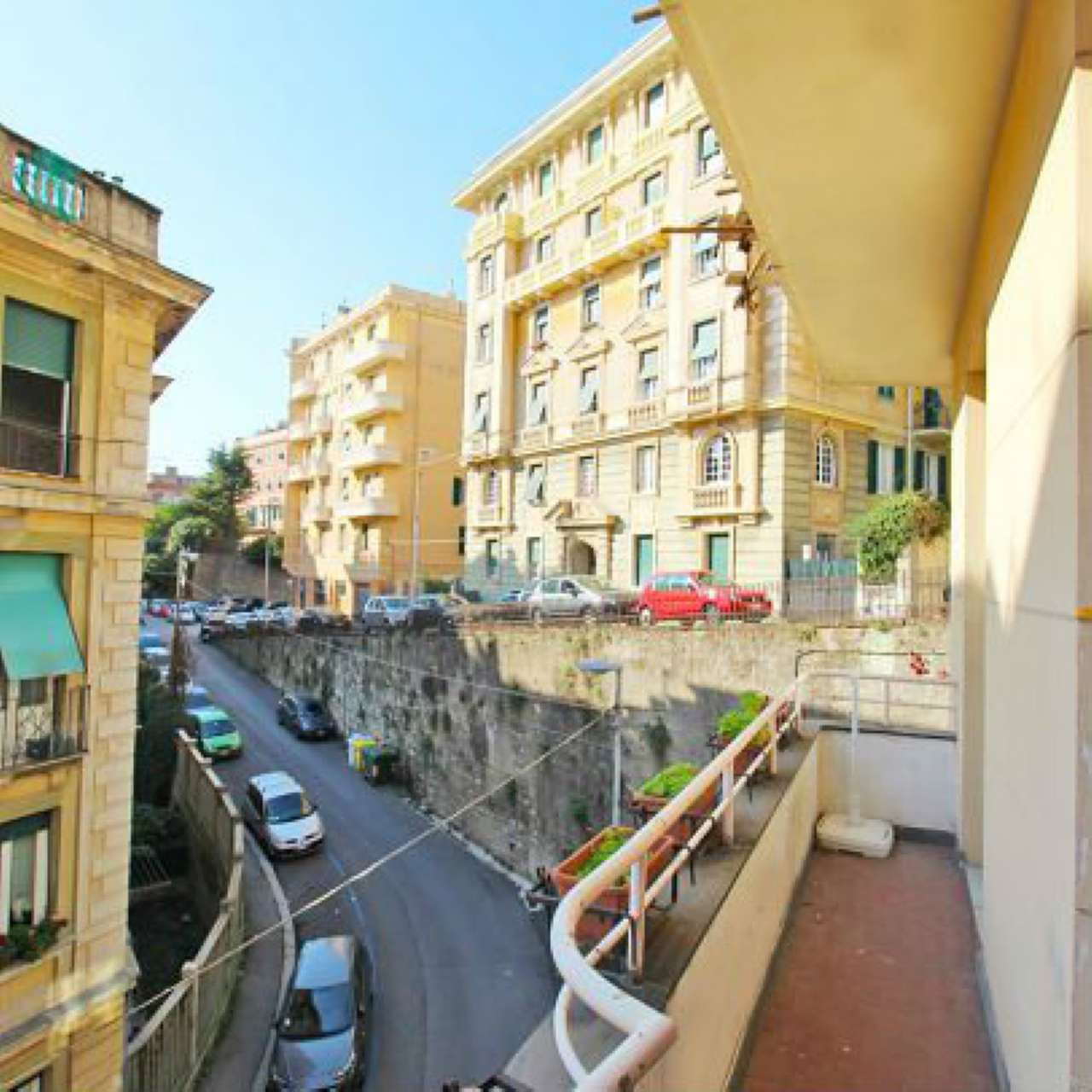 Appartamento GENOVA vendita  CASTELLETTO MAGENTA ADIACENZE IMMOBILI & GESTIONI S.R.L.