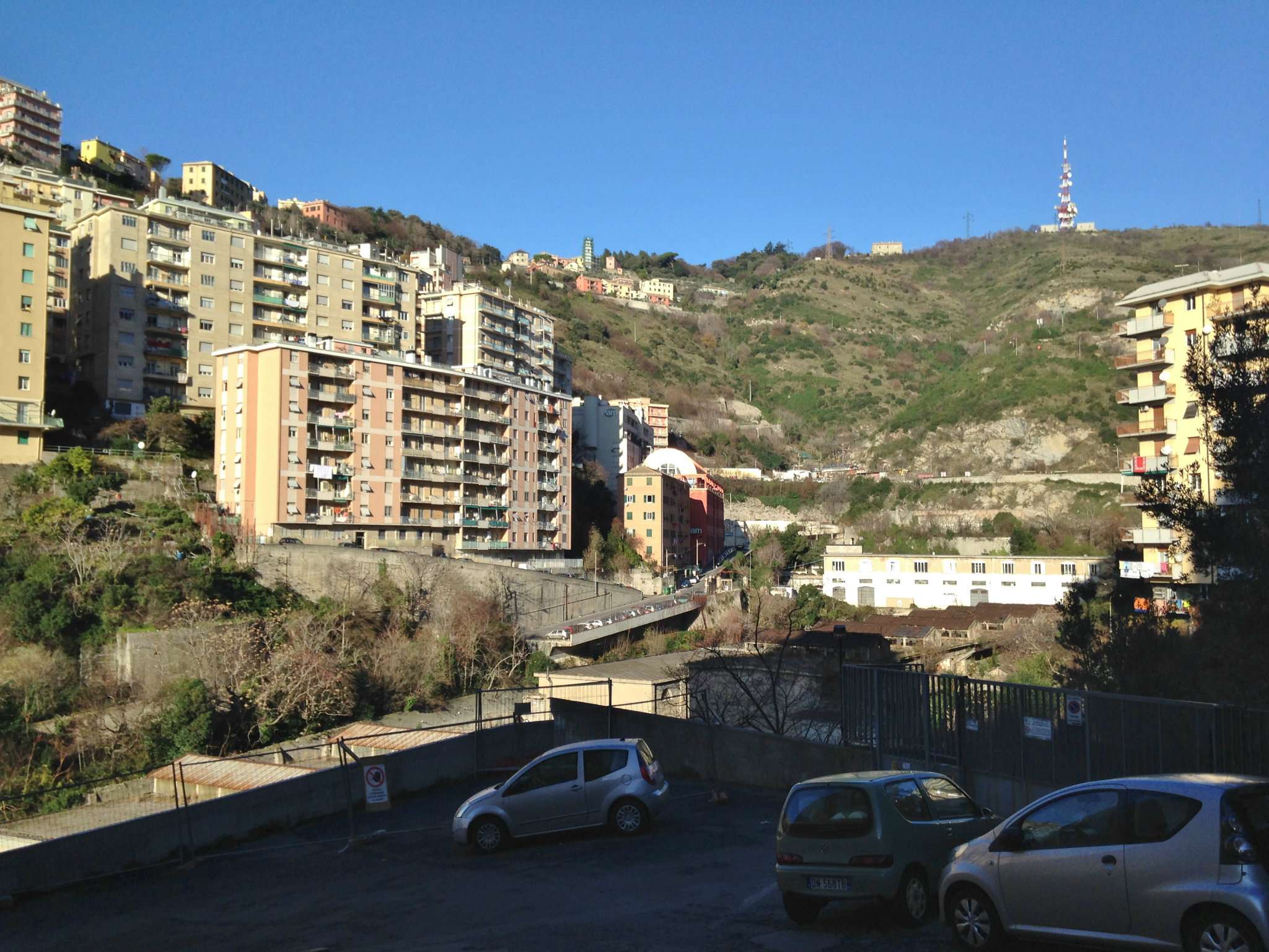 Appartamento GENOVA vendita  LAGACCIO VENTOTENE IMMOBILI & GESTIONI S.R.L.